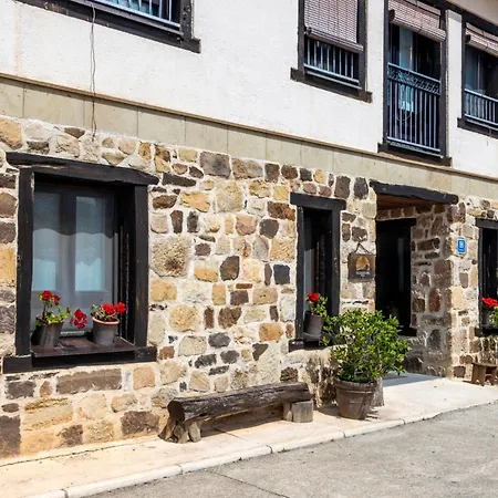 Отель Hotel Valdelinares Valdelinares (Castile and Leon)