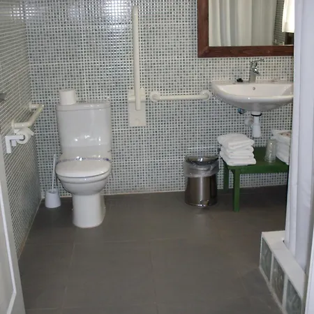 Отель Hotel Valdelinares Valdelinares (Castile and Leon)