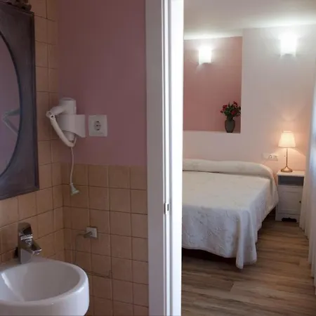 Hotel Valdelinares Valdelinares (Castile and Leon)